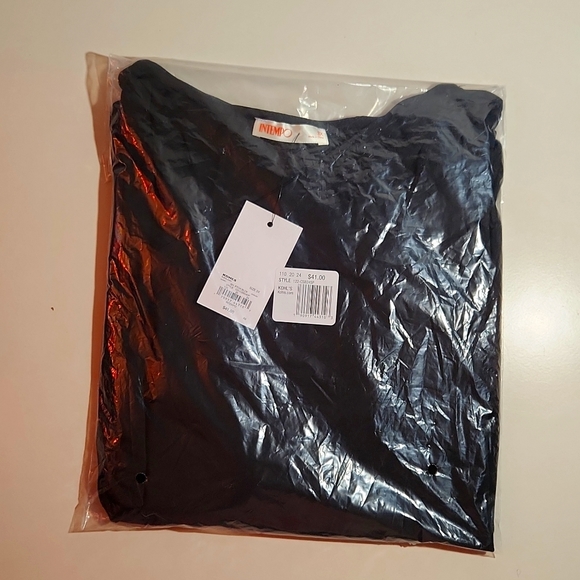 ❤️NWT INTEMPO PLUS SIZE BODYSUIT - BLACK CUTOUT ACCENT SNAP CROTCH - LIKE TORRID - Picture 2 of 7